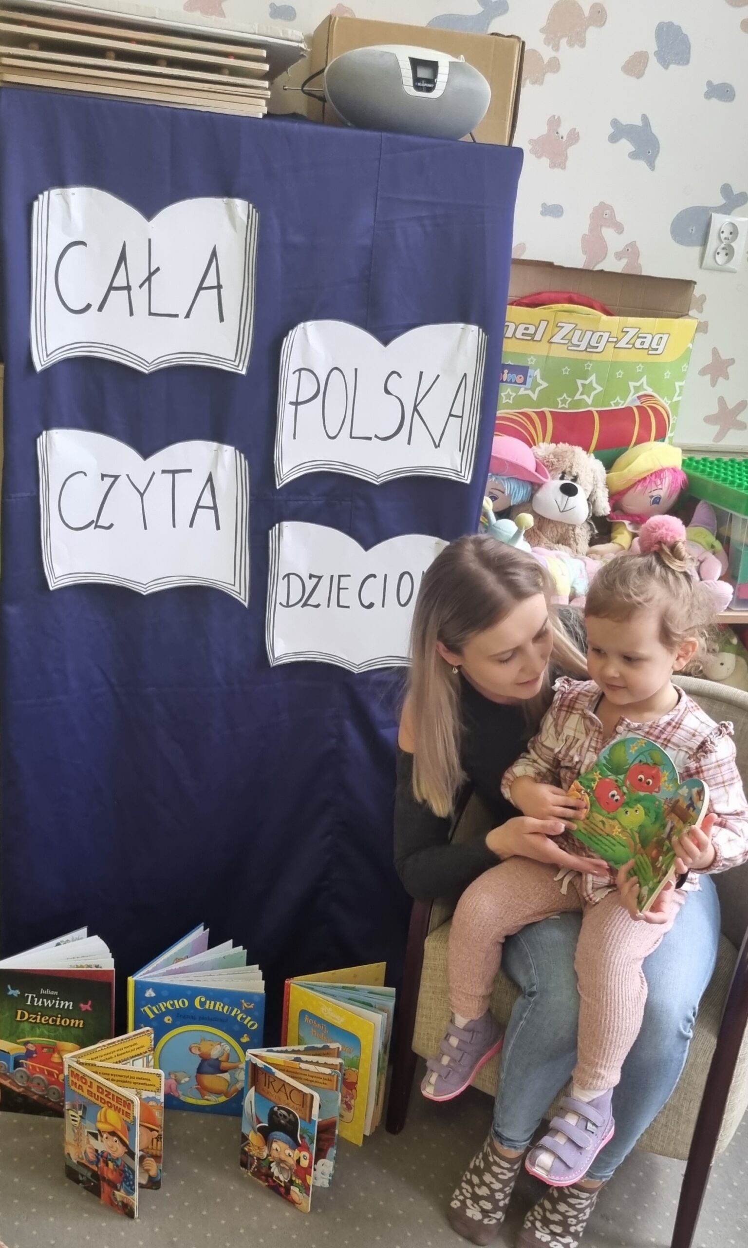 28.03.2023 Czytanie w Kangurkach w ramach akcji „Cała Polska czyta dzieciom”